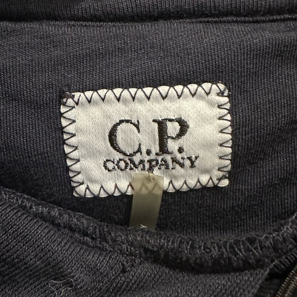 Cp company deep navy Hoodie. - Picture 4 of 6